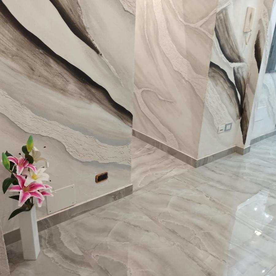 In The Center Rooms 那不勒斯 外观 照片